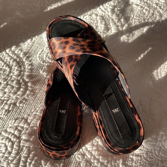 Zara Satin Slides Size 40 - Picture 5 of 11